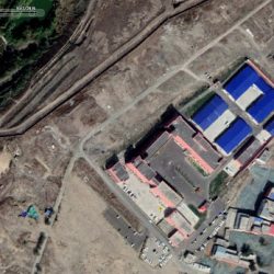 Lejren i Sangfanggu havde intet navn. Den var blot kendt som “Den Femte Landsby i Sangfanggu.” Her kan man se, hvordan lejren er blevet udbygget- Billederne er fra henholdsvis 2016, 2018 og 2019. Foto: Google Earth Pro/Danwatch