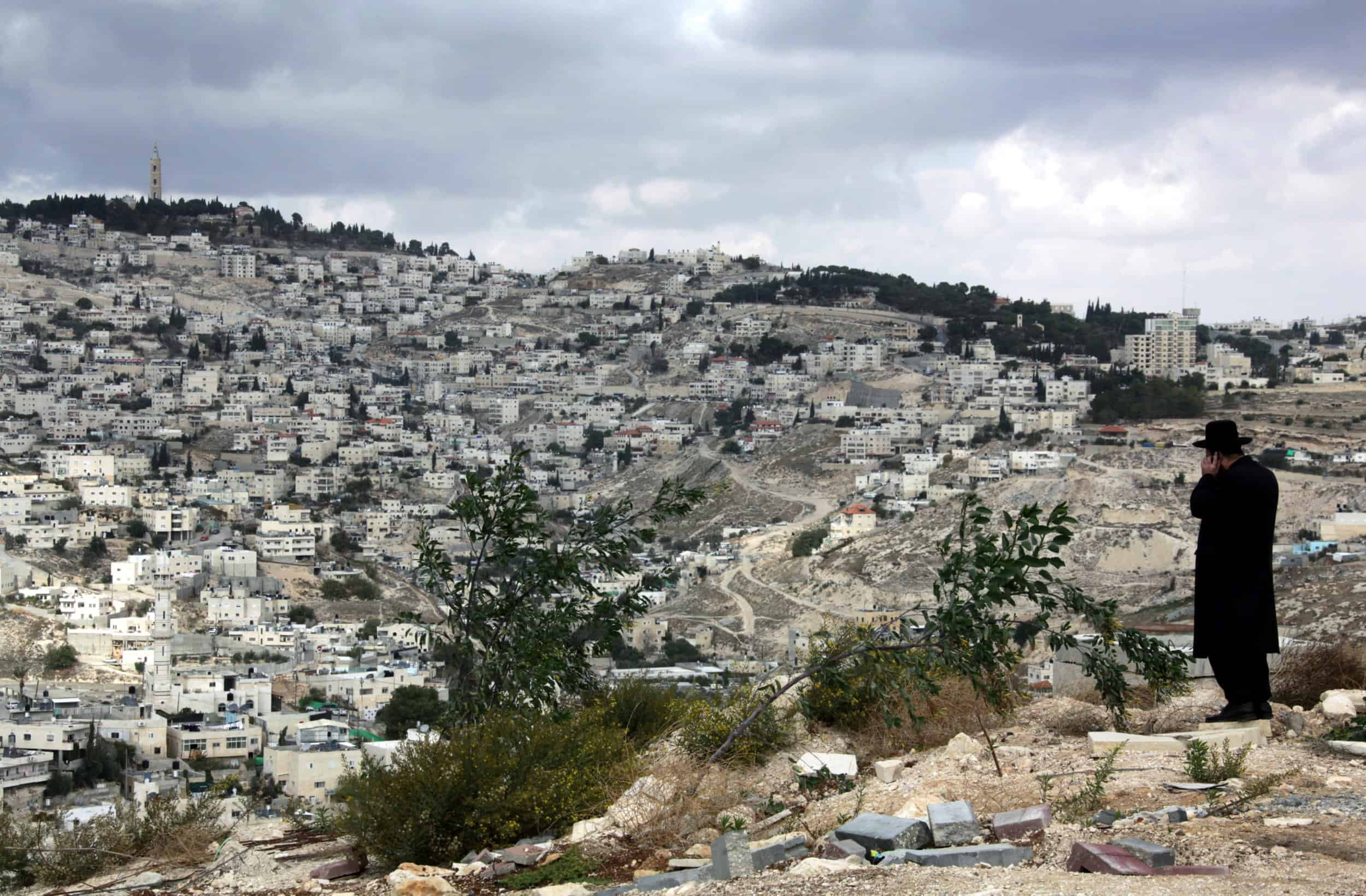 Ultra orthodox Jew in Nof Zion overlooking East Jerusalem