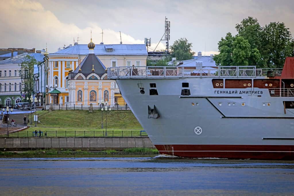 2022 06 17 Отправка МТВ проекта 20360М Геннадий Дмитриев на ЮСБ