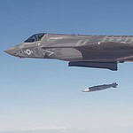 Baerende stillbillede F35 i luften