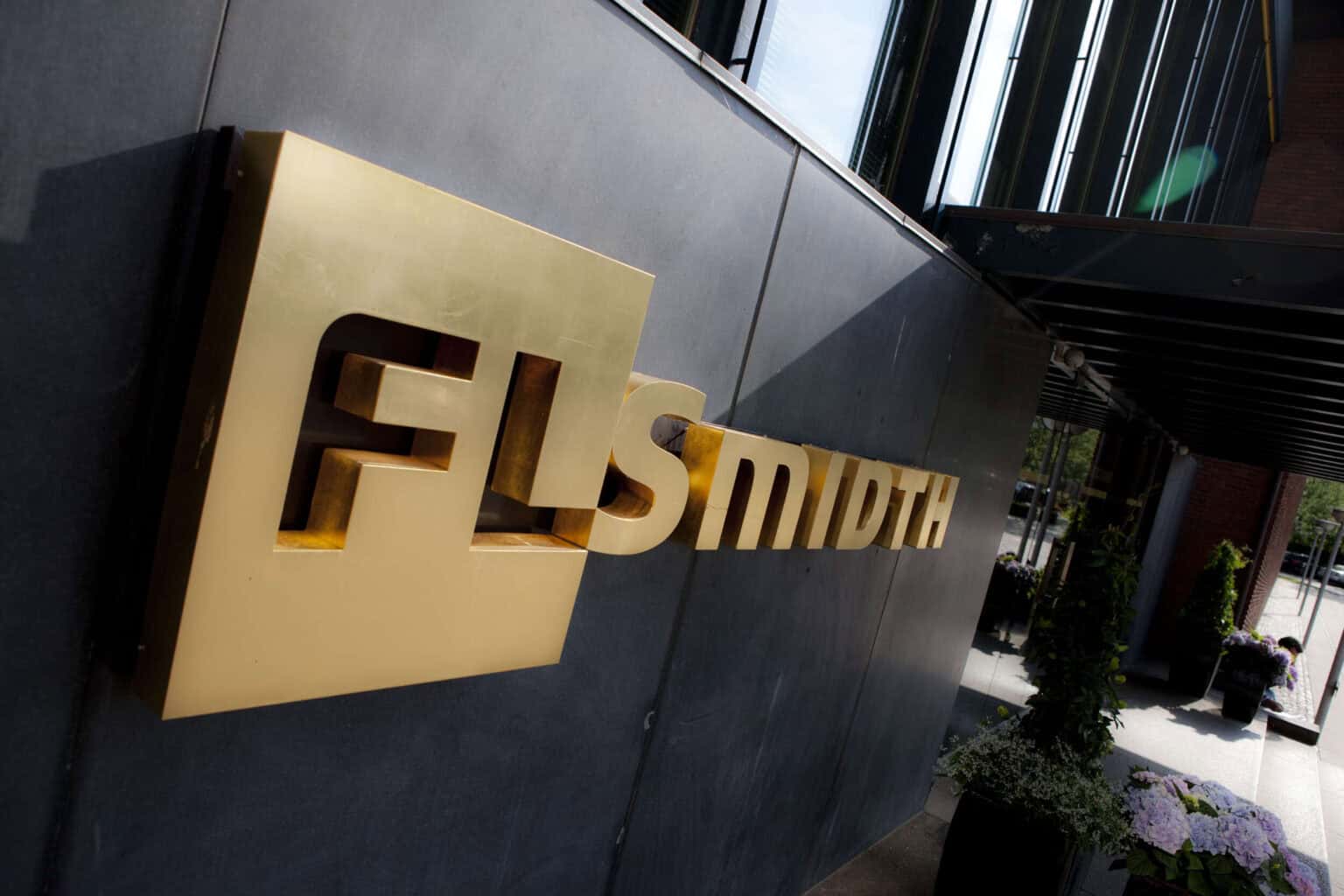 FLSmidthlogoheadquarters