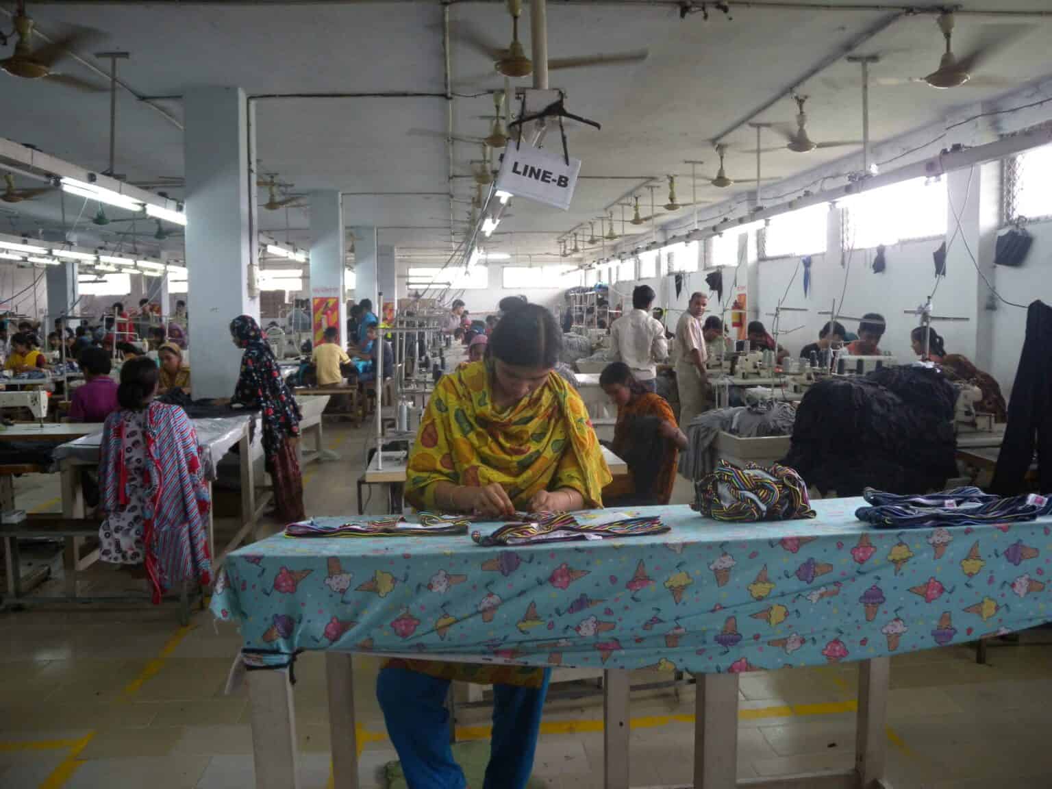 Garment factory in Bangladesh Women working