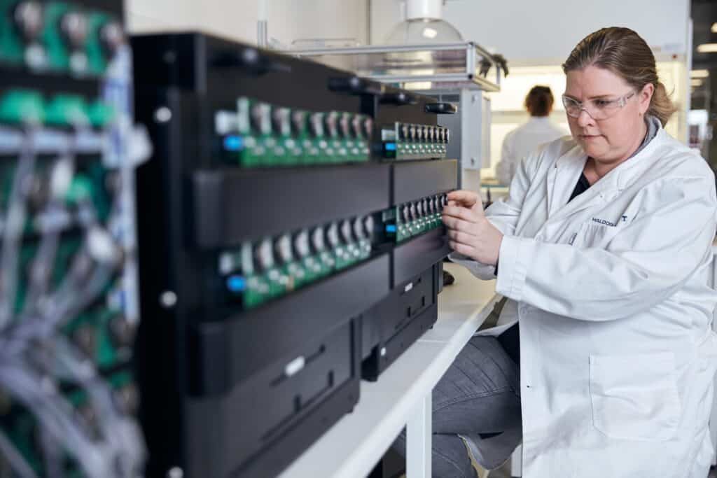Haldor Topsoe battery materials testing of cells in the laboratory IML