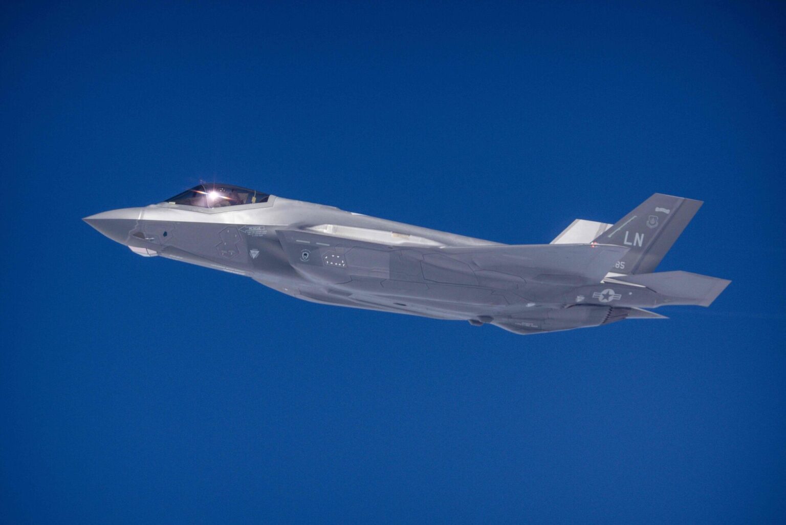 Topshot France Nato Defence