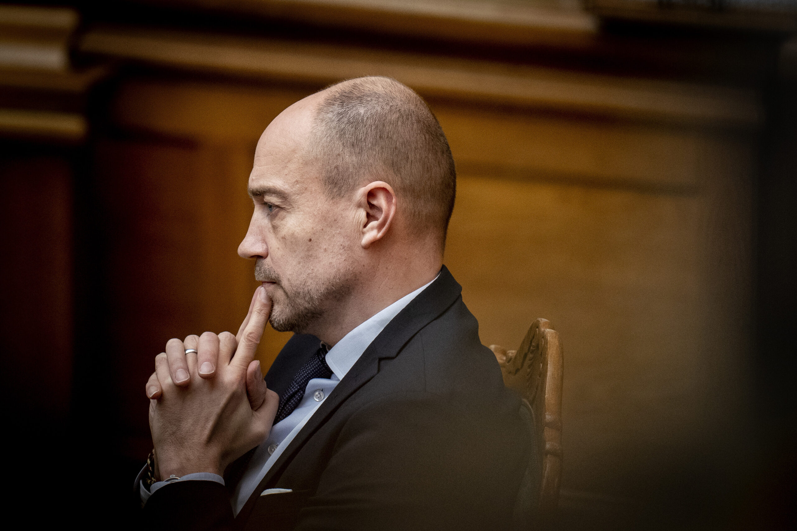 Møde i salen om blandt andet forslag til epidemiloven og forslag til udbetaling af de resterende feriepenge. Begivenhederne foregår i Folketingssalen på Christiansborg i København tirsdag den 23. februar 2021.